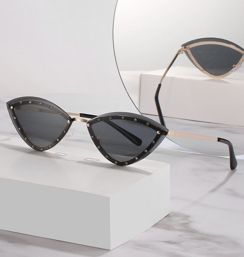 New Women's Fashion Cat Eye Round Triangle Sunglasses Frameless